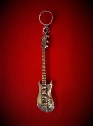 muzyczna_biżuteria_srebrny_wisiorek_gitara_elektryczna_sg__zebramusic_silver_zebra_music_1_1.jpg