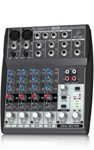 BEHRINGER XENYX 802 mikser